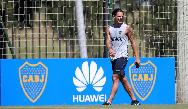 Gago volvió a realizar tareas con pelota