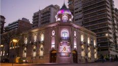 El Concejo se iluminó con los colores que representan a esta lucha: verde, celeste, rosa y violeta. El Concejo se iluminó con los colores que representan a esta lucha: verde, celeste, rosa y violeta.