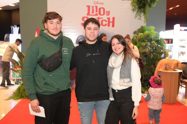 Agustín Maldonado,Juan francisco Alaníz y Camila Granada