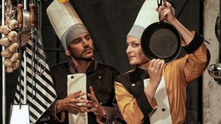 La obra de teatro Romeo & Julieta a punto caramelo! llega a la Biblioteca Popular.