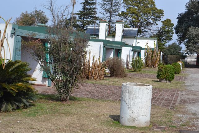 El motel alojamiento JR de Firmat es uno de los más antiguos del sur de Santa Fe que sigue funcionando.