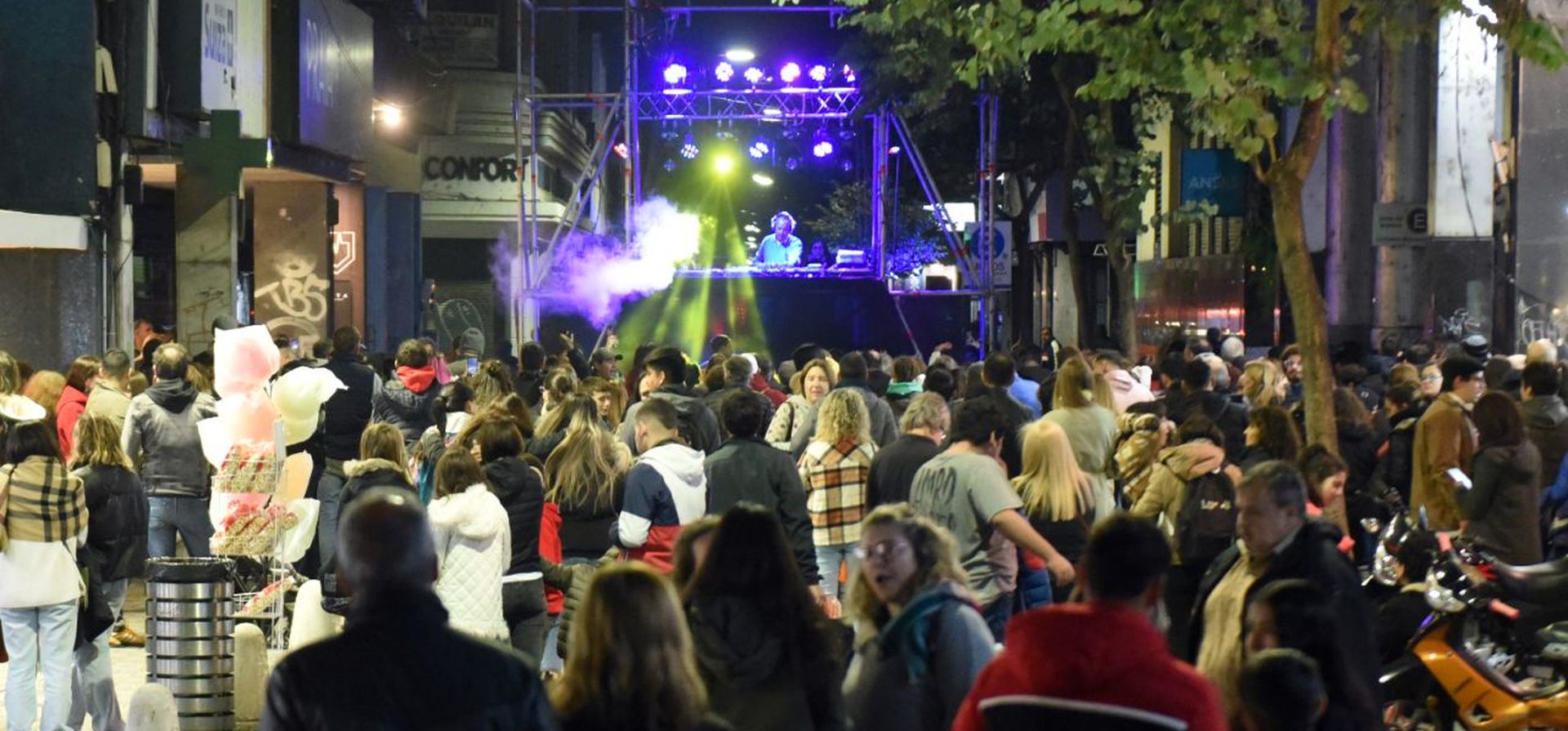 La Noche de las Peatonales entregó nuevas y mejoradas sensaciones