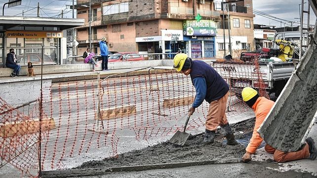 Trabajos de bacheo en la ciudad de Santa Fe