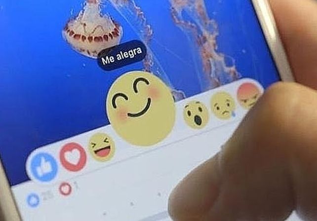 Los peligros de usar las caritas de Facebook