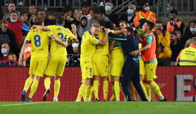 Cádiz le ganó a Barcelona por primera vez en el Camp Nou