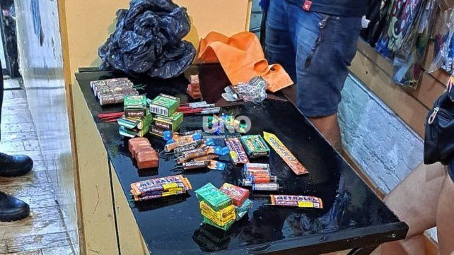 Controles en la ciudad. Sólo está permitida la pirotecnia lumínica