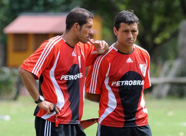 Nelson Vivas trabajará otra vez con Diego Simeone en Atlético Madrid