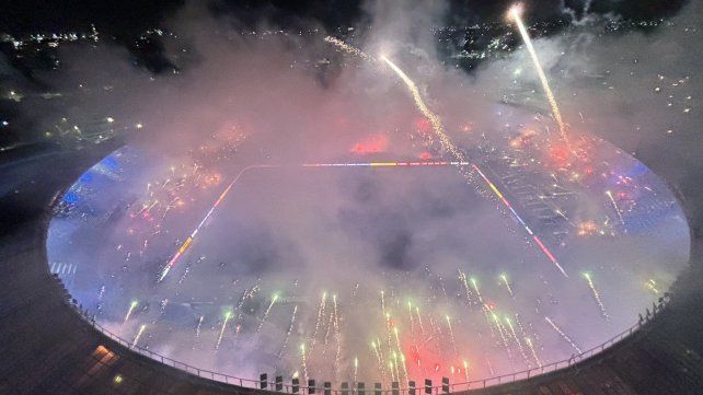 Racing tuvo un gran recibimiento en el partido de semis.