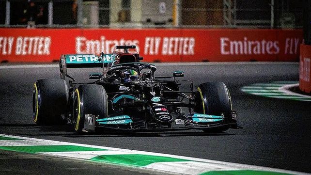 Hamilton largará primero en el GP de Arabia Saudita de F1