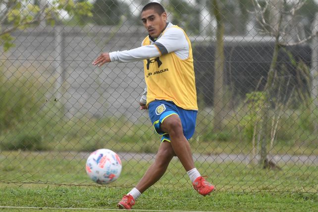 Diego Zabala llegó a Central cuando el técnico era Diego Cocca. De Arroyito se fue como libre a Uruguay.