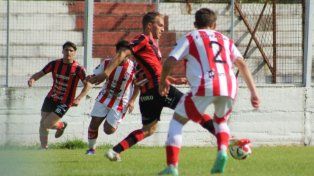 Leonel Bolzán aplicó la ley del ex y marcó dos goles para Patronato.