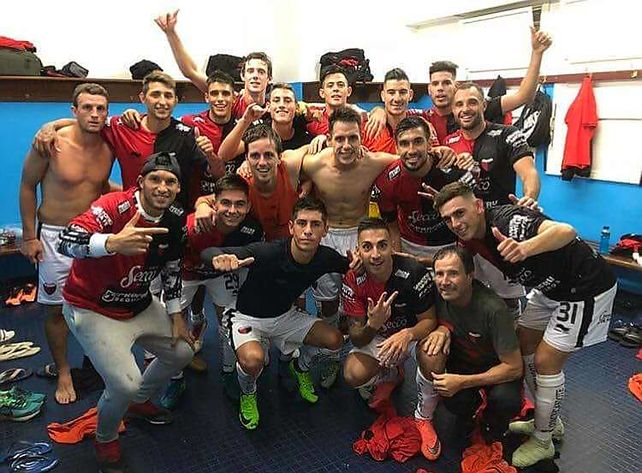 Los jugadores con presente y pasado en Colón exteriorizaron su alegría en las redes sociales