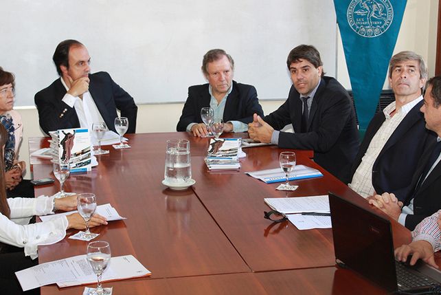 José Corral: “La ciudad de Santa Fe es una referencia en transparencia”
