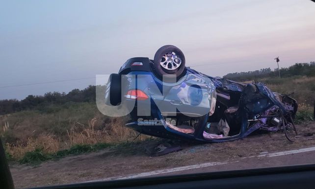 Violento choque con vuelco fatal al sur de Tostado