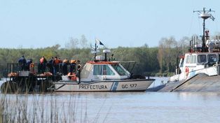 Choque de barcos: hallan muertos a seis marinos
