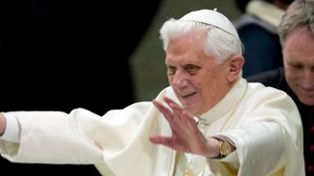 El Papa pidi&oacute; que a los curas ped&oacute;filos les cuelguen una piedra y los tiren al mar