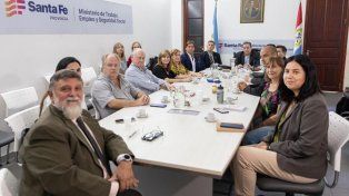 Paritaria: ofrecieron un 18% de aumento, titularizaciones y mejoras de las guardias para el sector de la salud