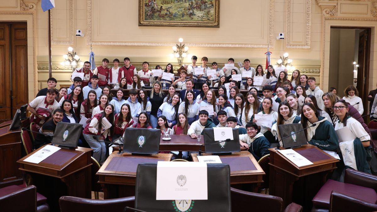 Jóvenes del departamento San Martín llevaron sus ideas a la Legislatura