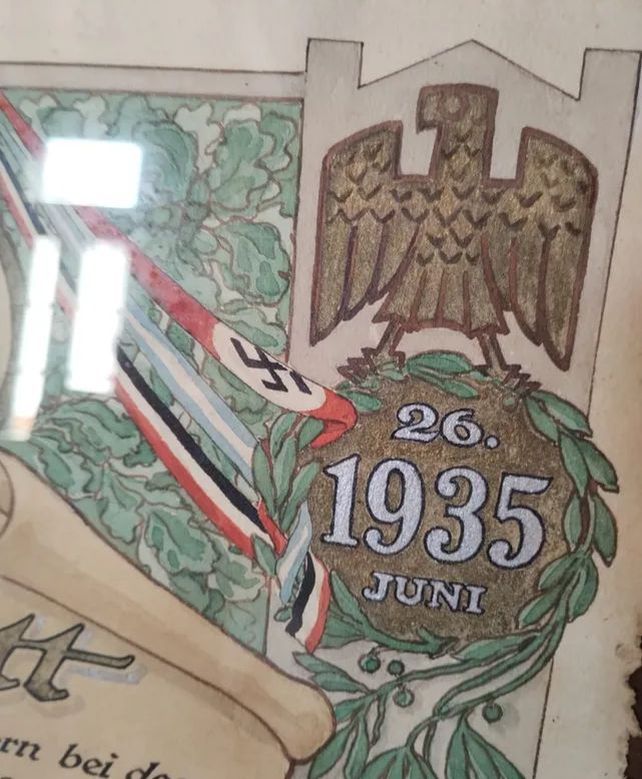 El Club Alemán de Rosario resignificó un cuadro con la esvástica en un acto intergeneracional