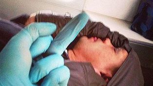 Despiden a una enfermera por sacarse selfies con pacientes moribundos
