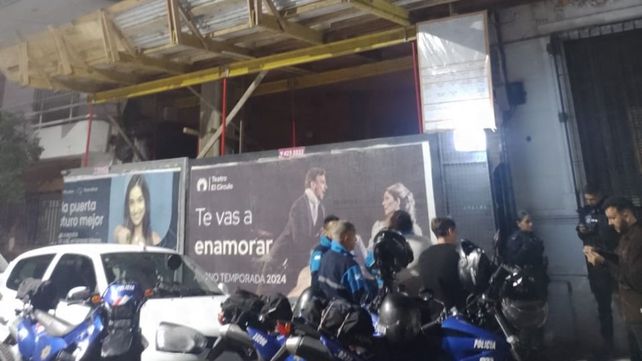 Agentes municipales y efectivos policiales se hicieron presentes en una obra de Balcarce al 100, donde se desarrollaba una fiesta clandestina.