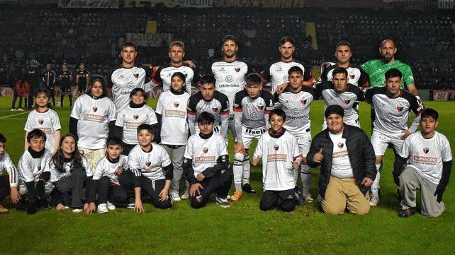 El uno por uno de Colón en el partido suspendido ante Mitre de Santiago del Estero. El uno por uno de Colón en el partido suspendido ante Mitre de Santiago del Estero.