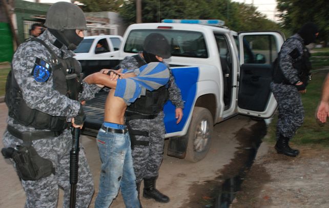 operativo. La organización cayó tras 24 allanamientos en viviendas de Pérez.