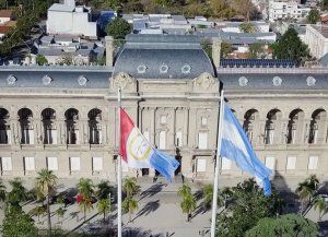 Sueldos estatales: el Gobierno publicó los decretos y confirma nuevos mínimos salariales