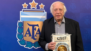 José Grimolizzi fue reconocido en AFA como socio vitalicio distinguido de Central.