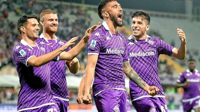 Nicolás González abrió la cuenta para la goleada de la Fiorentina.
