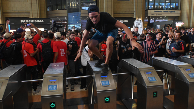 Postales del molinetazo en las estaciones de tren de la Ciudad de Buenos Aires&nbsp;