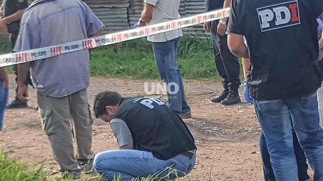 Emboscada criminal en barrio General López: lo acribillaron a balazos por la espalda en plena calle