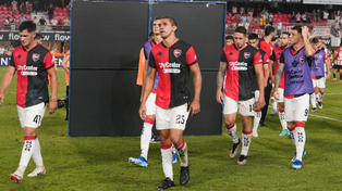 Balzi, Velázquez, Méndez y Ramírez se retiran del estadio de Estudiantes tras una nueva derrota de Newells.