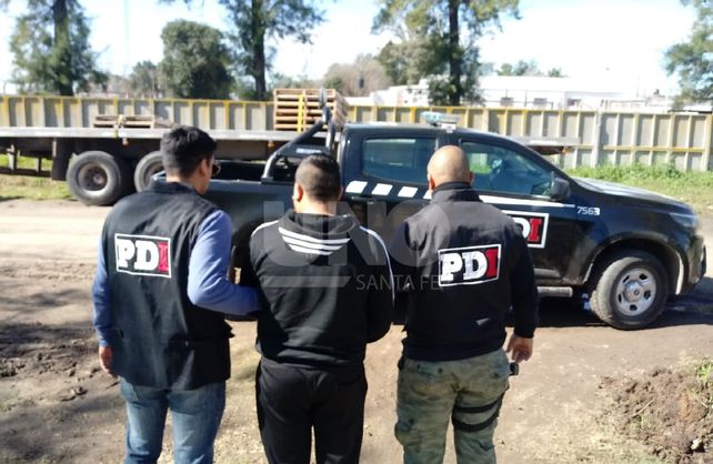 El docente fue detenido en la localidad de Lehmann.