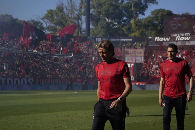 Gabriel Heinze vivió su primer clásico como DT.