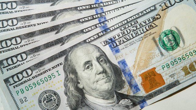 Leve suba del dólar y señales de estabilidad en el mercado cambiario