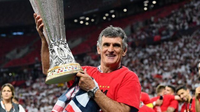 Sevilla le ratificó la confianza a  Mendilibar como técnico