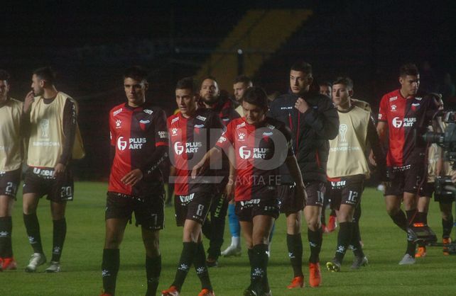 La derrota de Unión puso a Colón en zona de descenso directo