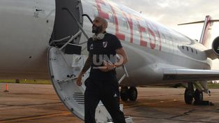 Javier Pinola volvió a Alemania y será parte del cuerpo técnico de Nuremberg, donde jugó una década y es ídolo.