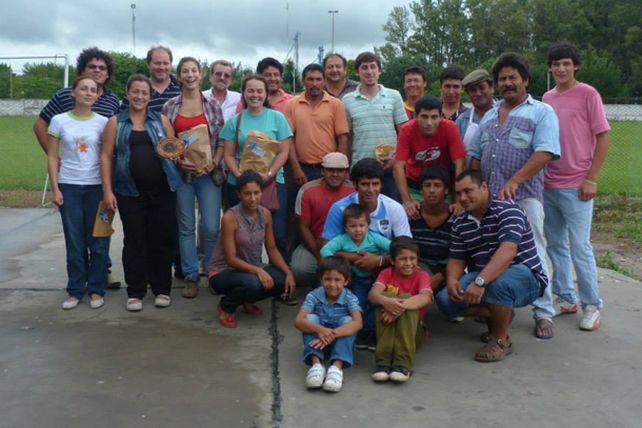 Buscarán incluir a 600 jóvenes de la Costa al programa Raíces