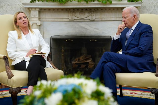 Giorgia Meloni y Joe Biden