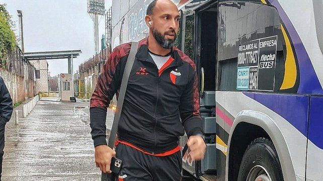 La decisión que tomó el DT de Colón con las actitudes de Marcos Díaz