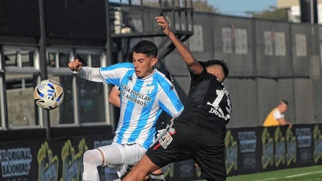 Riestra volvió a ganar en su cancha.