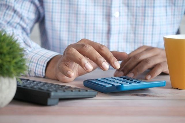 Por qué conviene fijar un límite para los gastos digitales