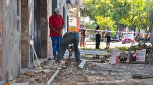 El objetivo es que las grandes transformaciones urbanas en los barrios estén acompañadas por mejoras visibles en el entorno cotidiano, lo que el vecino ve cuando sale de su casa.