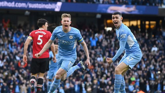 Manchester City ganó el clásico y sigue arriba en la Premier League Manchester City ganó el clásico y sigue arriba en la Premier League
