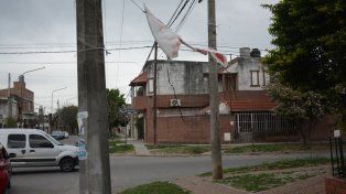 La Municipalidad intimó a los partidos políticos: se labraron unas 350 actas de infracción por la cartelería electoral