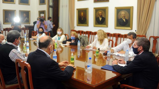 Paritarias: Gobierno adelantó alícuotas y tramos a docentes