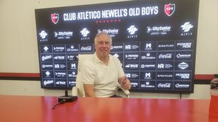 Roberto Sensini. El director deportivo hizo un detalle sobre la actualidad del mundo Newells y sobre Messi.&nbsp; &nbsp; &nbsp; &nbsp; 