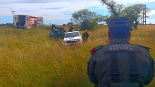 Despiste mortal: un hombre perdió el control de la camioneta que conducía a la altura de Murphy, volcó y falleció